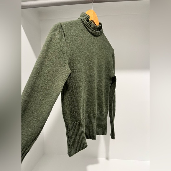 J. Crew Wool Blend Ruffle Trim Mock Neck Heather Frosted Olive Sweater XS - Picture 3 of 8